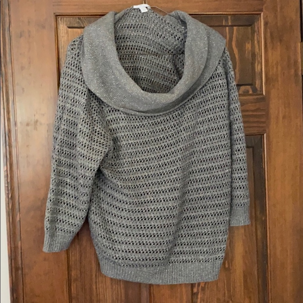New York and Company Large Sweater